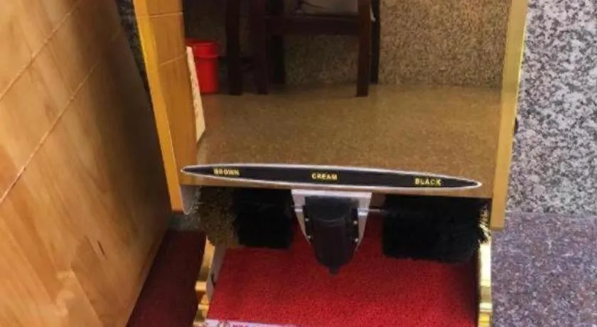 khach san phuong dong