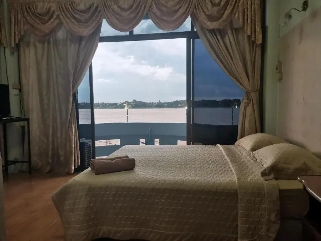 Just Mansion Hotel Just Mansion Hotel