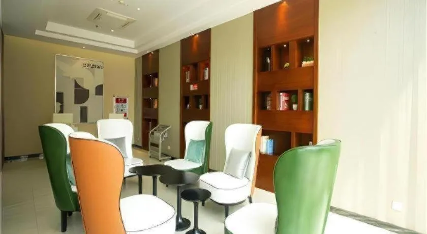 City Comfort Inn Huanggang Guibinlou Wanda Square