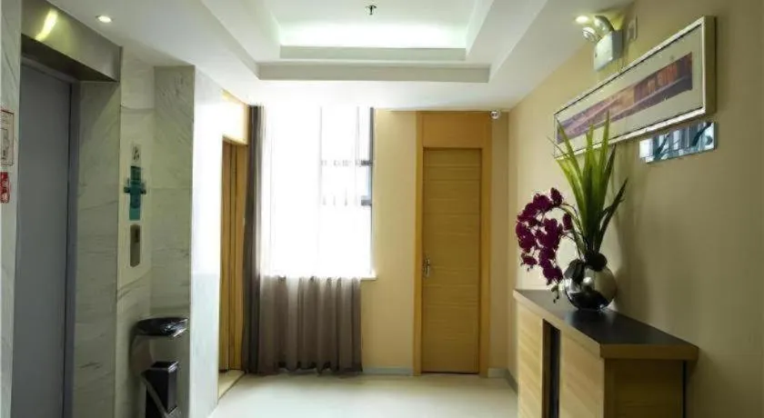 City Comfort Inn Huanggang Guibinlou Wanda Square