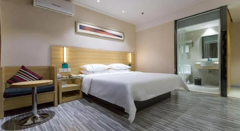 Bed in City Comfort Inn Huanggang Guibinlou Wanda Square Bed in City Comfort Inn Huanggang Guibinlou Wanda Square