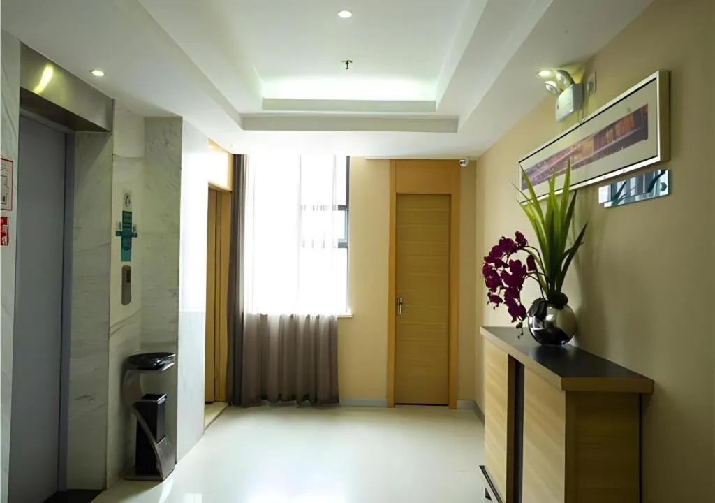 City Comfort Inn Huanggang Guibinlou Wanda Square