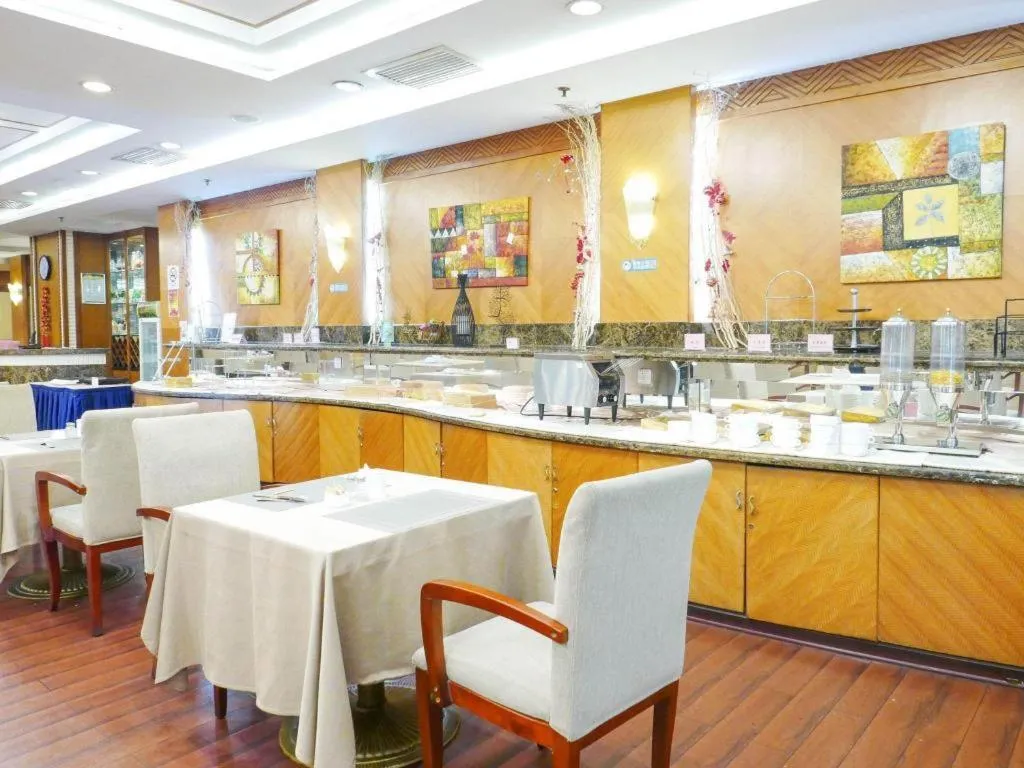 Shaanxi Business Hotel