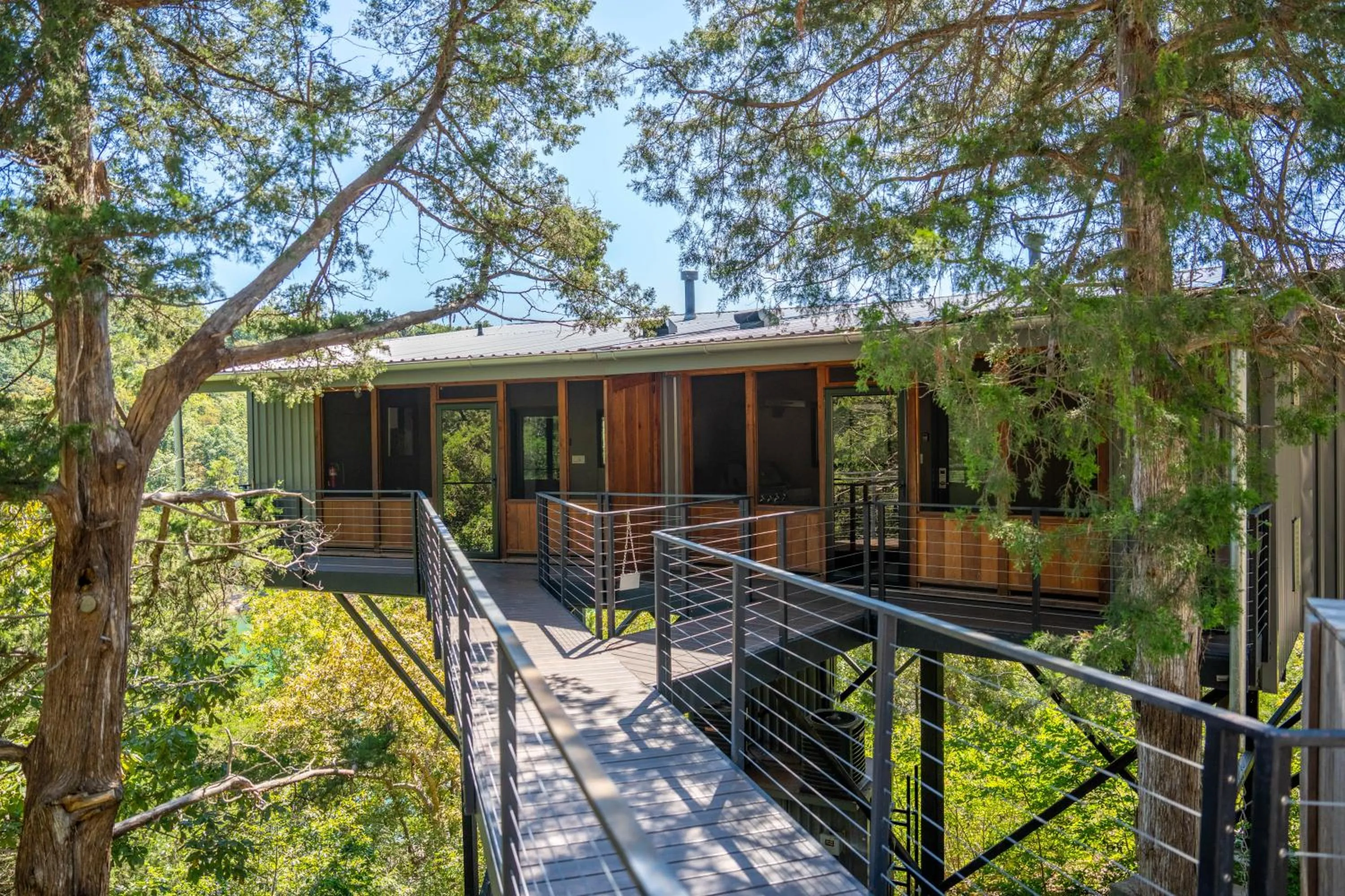 Property building in Beaver Lakefront Cabins - Couples Only Getaways