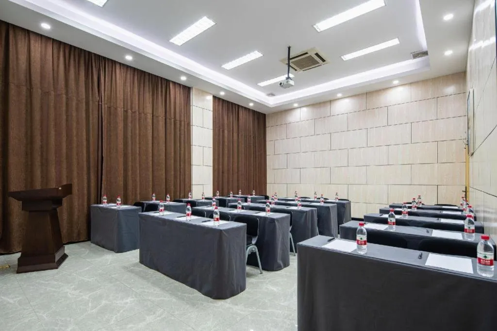 City Comfort Inn Liuzhou Chengzhong Wanda Plaza