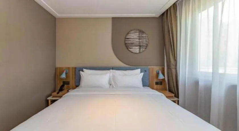 Bed in Home Inn Neo Shanghai Railway Station