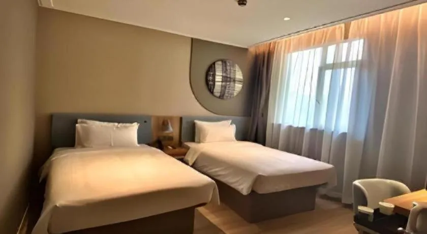 Bed in Home Inn Neo Shanghai Railway Station