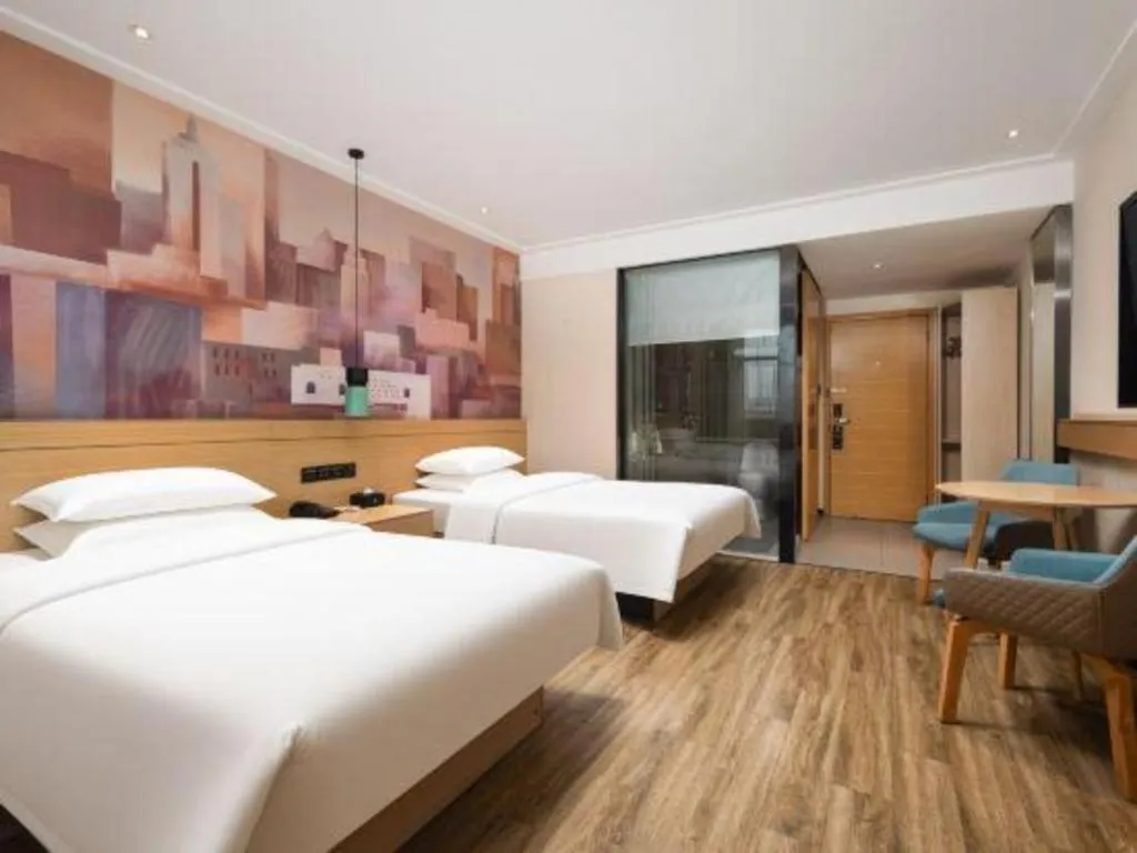 Bed in City Comfort Inn Wuhan Hanyang Street Caidian Square Metro Station