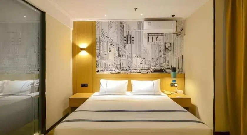 Bed in City Comfort Inn Wuhan Hanyang Street Caidian Square Metro Station Bed in City Comfort Inn Wuhan Hanyang Street Caidian Square Metro Station