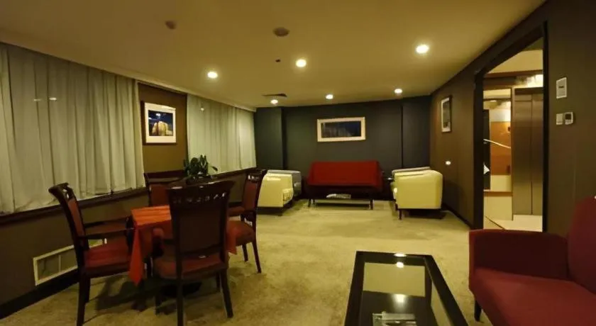 Changchun Zhuozhan Days Hotel