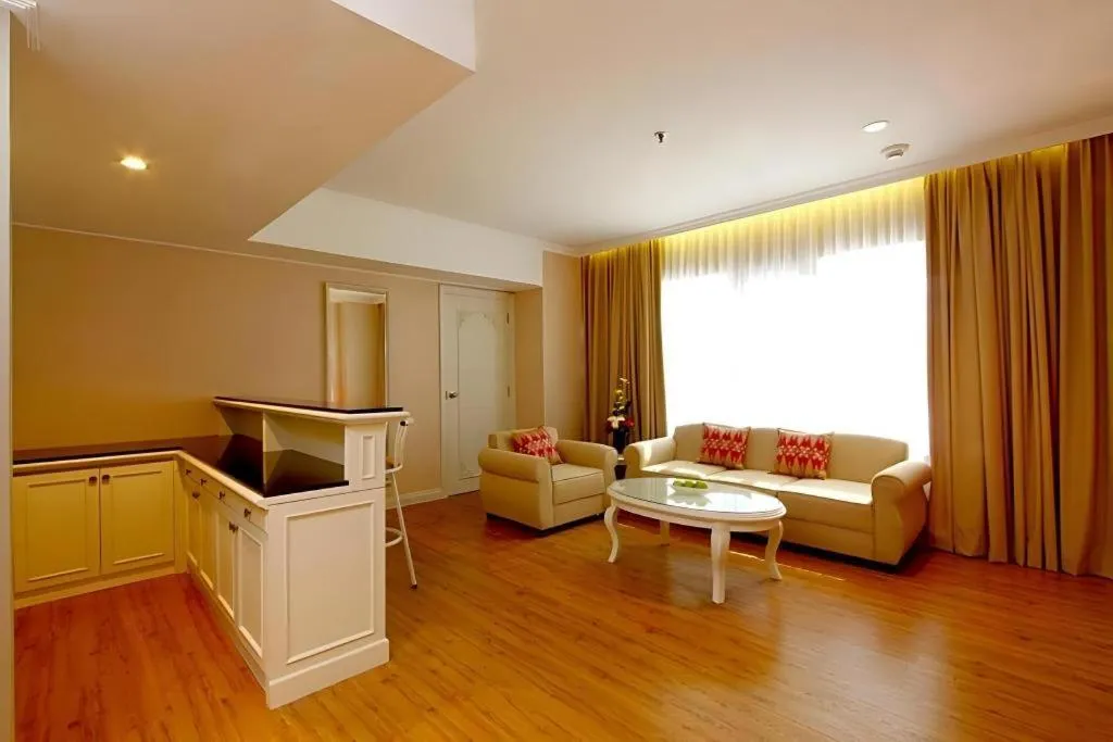 Kartika Chandra Hotel