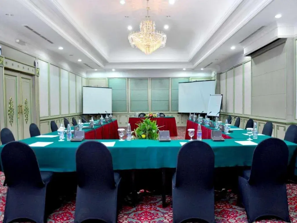 Kartika Chandra Hotel Kartika Chandra Hotel