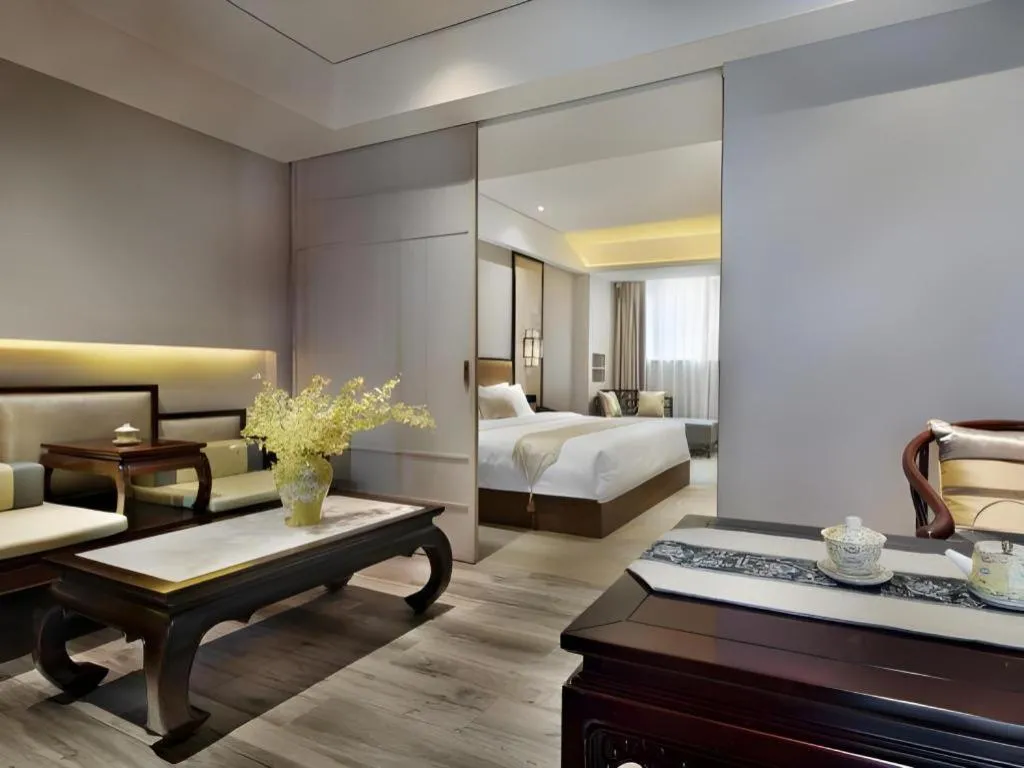 Bed in Yuan Culture Hotel Shenzhen World Shajing