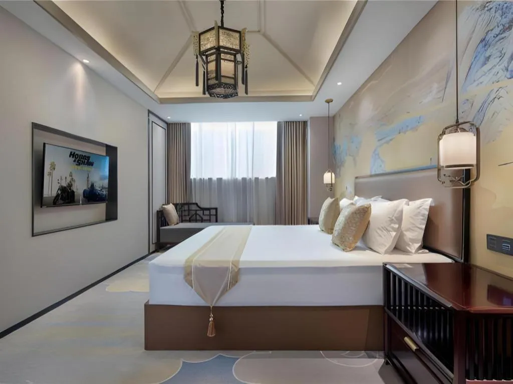 Bed in Yuan Culture Hotel Shenzhen World Shajing