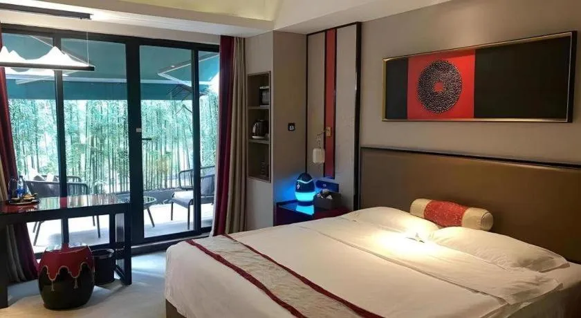 Bed in Yuan Culture Hotel Shenzhen World Shajing