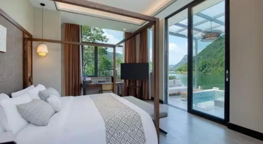 Bed in LN Dongfang Hot Spring Resort Bed in LN Dongfang Hot Spring Resort