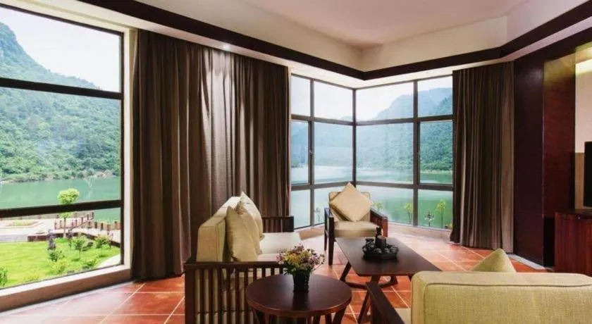 LN Dongfang Hot Spring Resort