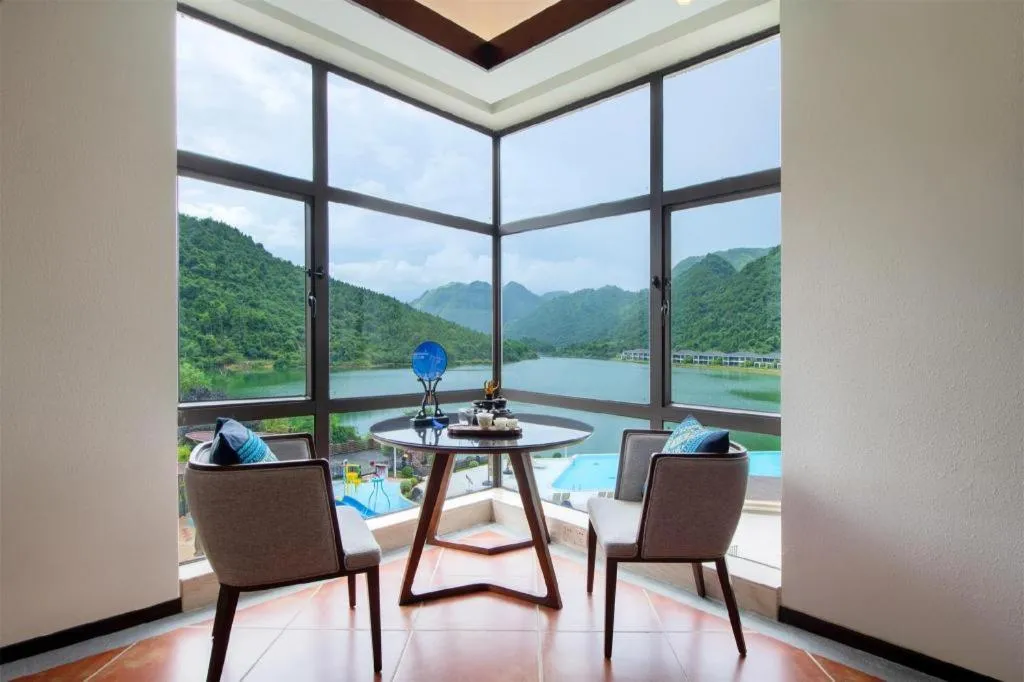 LN Dongfang Hot Spring Resort