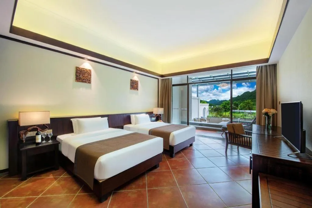 Bed in LN Dongfang Hot Spring Resort