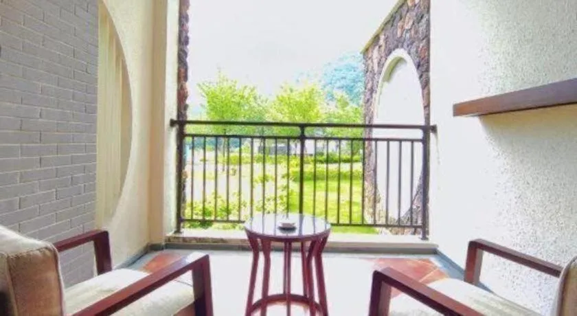 LN Dongfang Hot Spring Resort