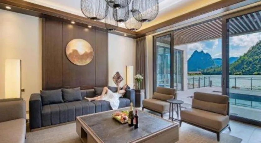 LN Dongfang Hot Spring Resort