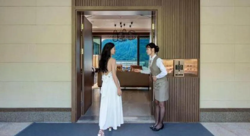 LN Dongfang Hot Spring Resort