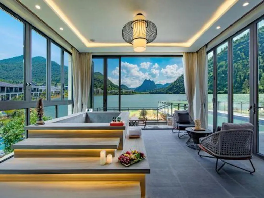 LN Dongfang Hot Spring Resort