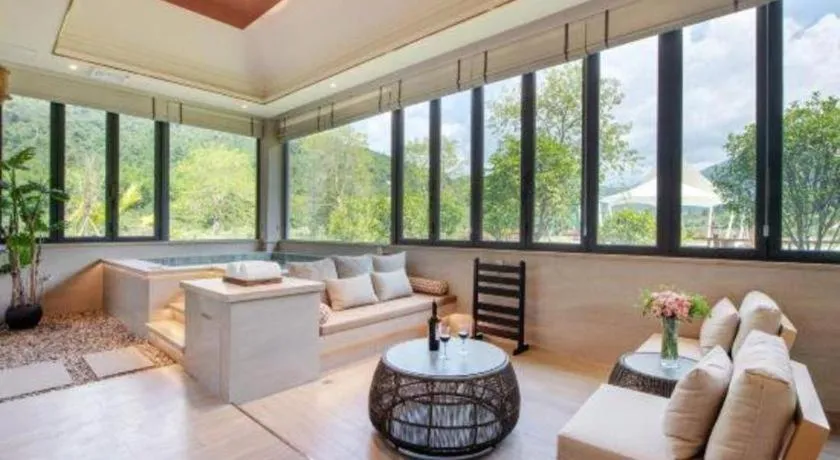 LN Dongfang Hot Spring Resort