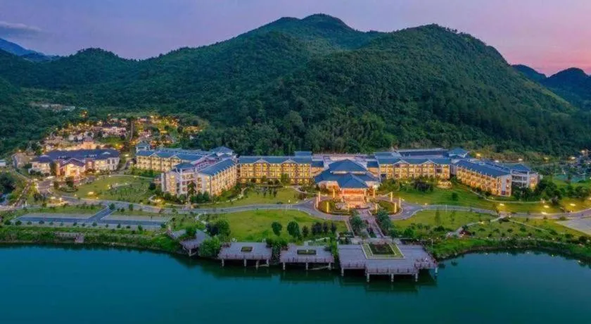 LN Dongfang Hot Spring Resort