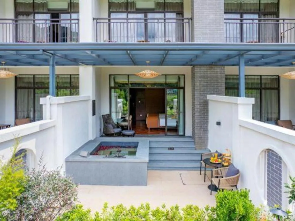 LN Dongfang Hot Spring Resort