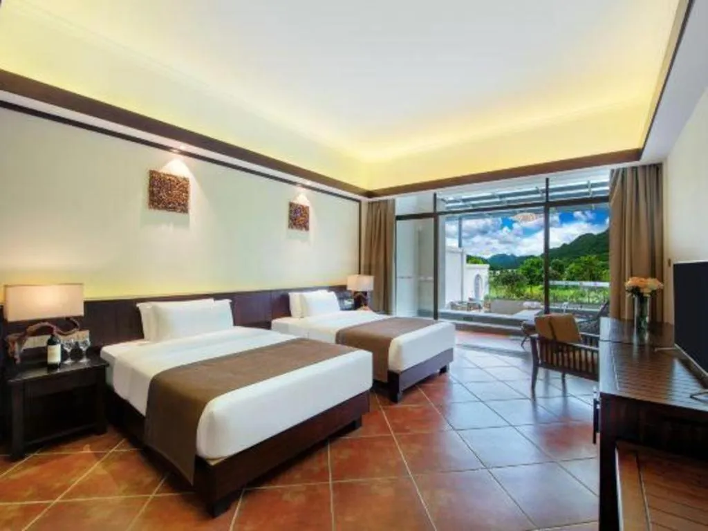 Bed in LN Dongfang Hot Spring Resort