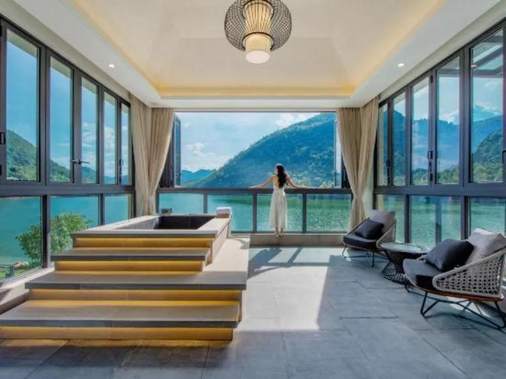 LN Dongfang Hot Spring Resort