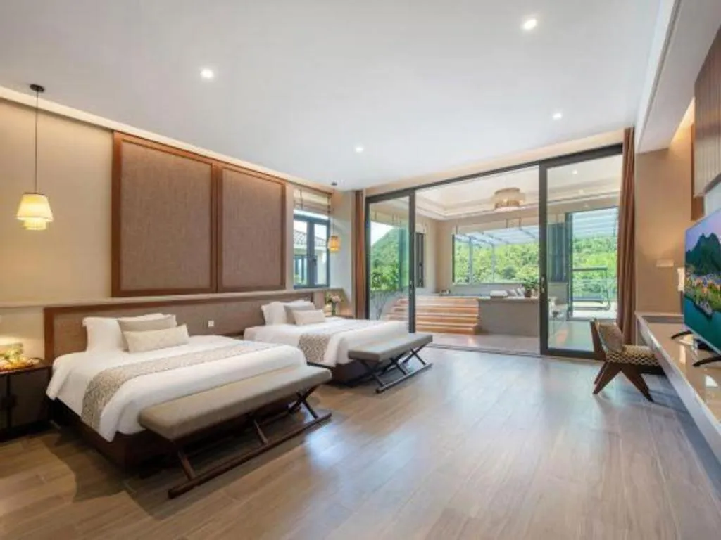 Bed in LN Dongfang Hot Spring Resort