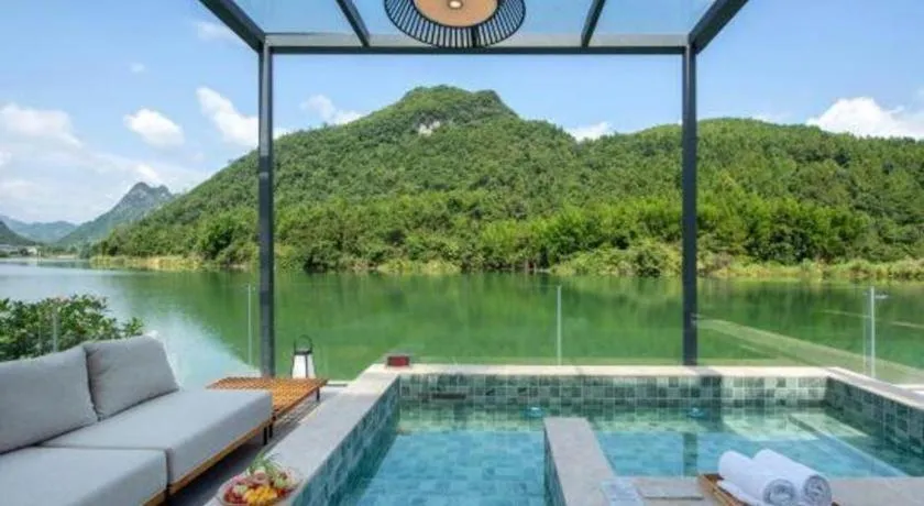 LN Dongfang Hot Spring Resort