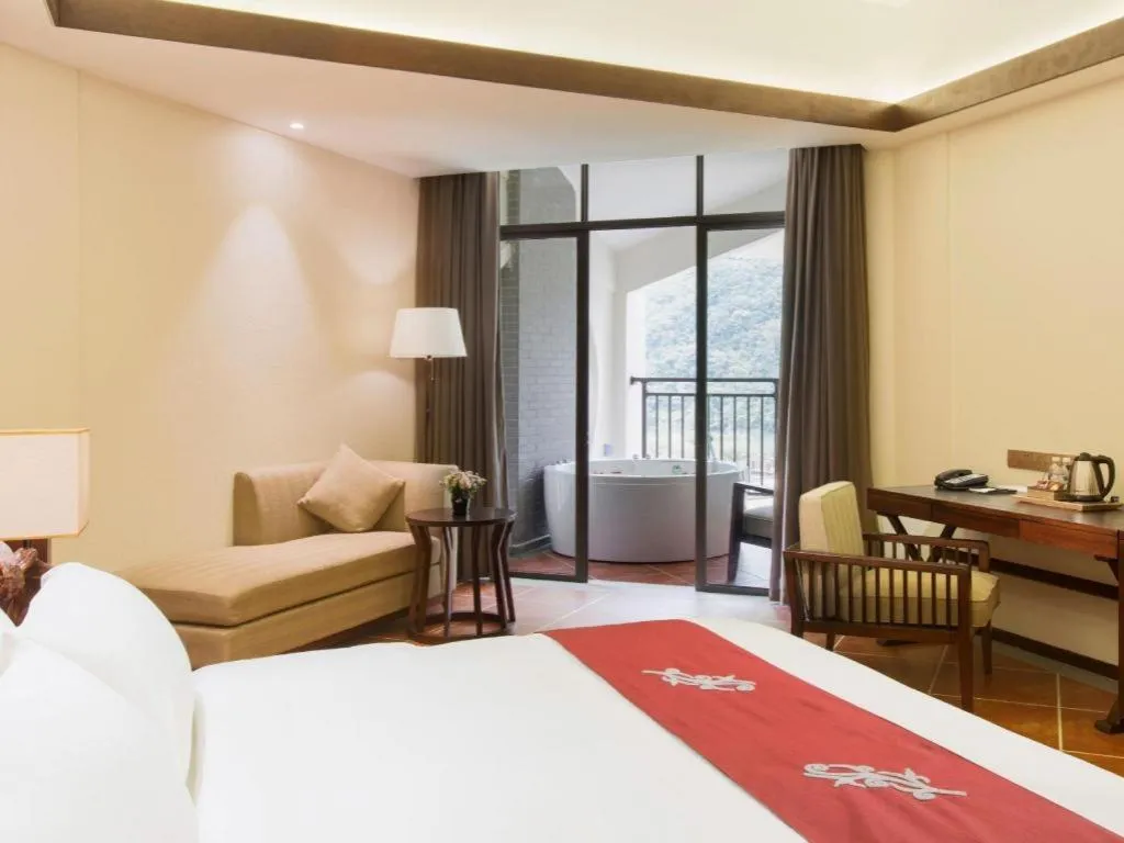 Bed in LN Dongfang Hot Spring Resort