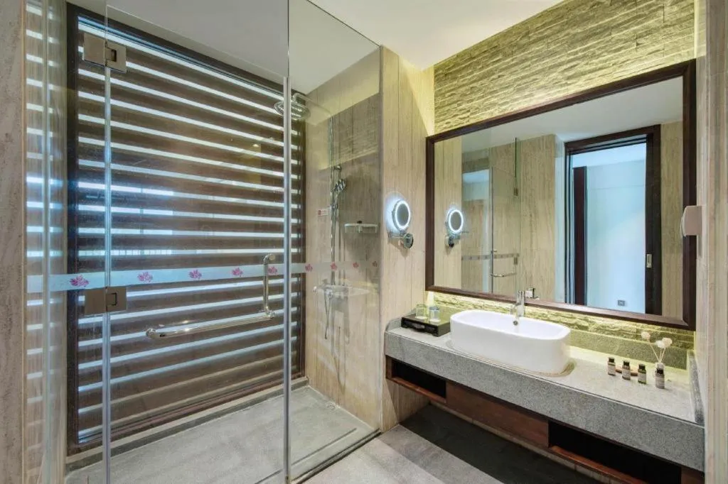 LN Dongfang Hot Spring Resort