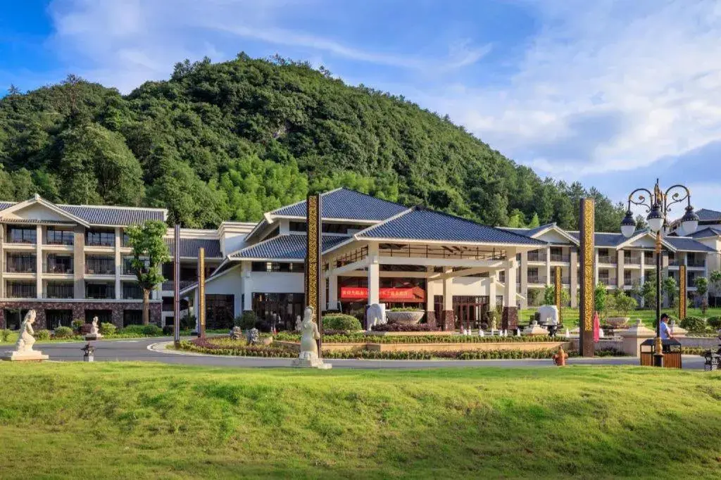 LN Dongfang Hot Spring Resort LN Dongfang Hot Spring Resort