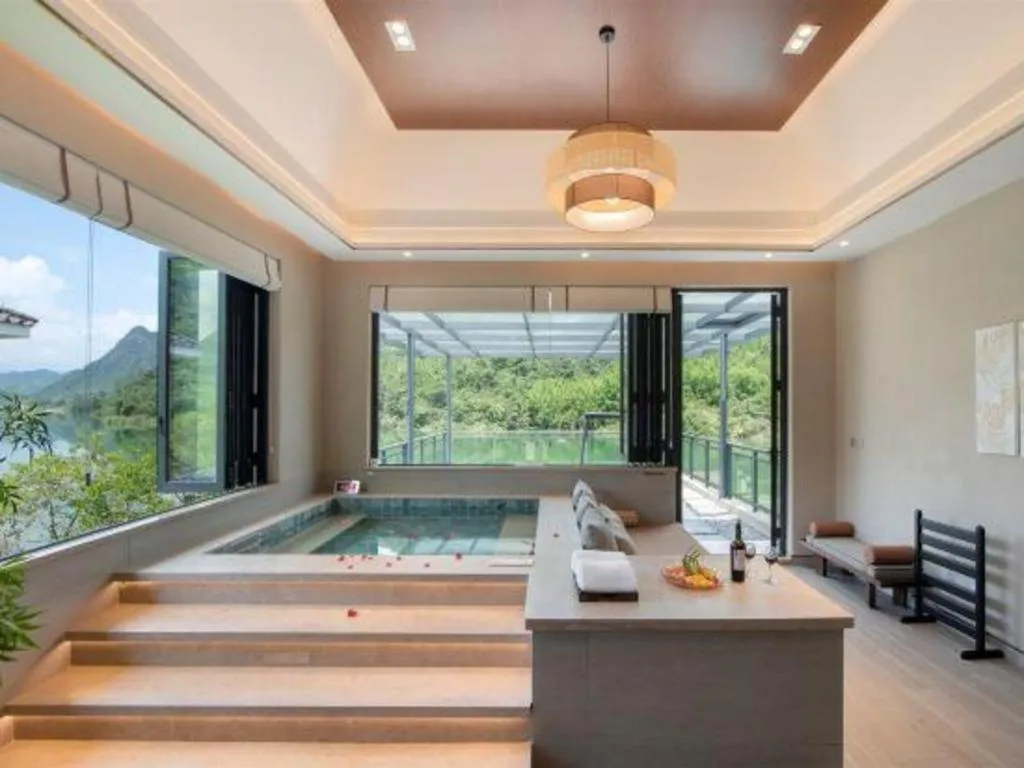 LN Dongfang Hot Spring Resort