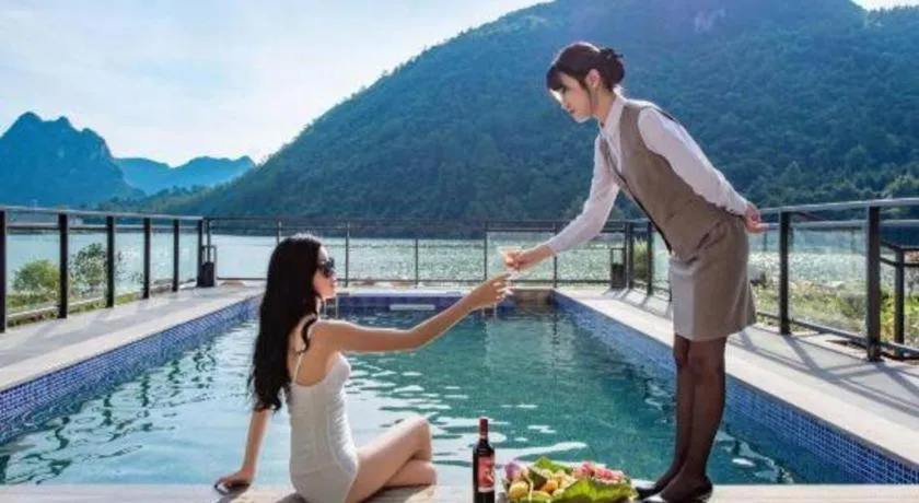 LN Dongfang Hot Spring Resort