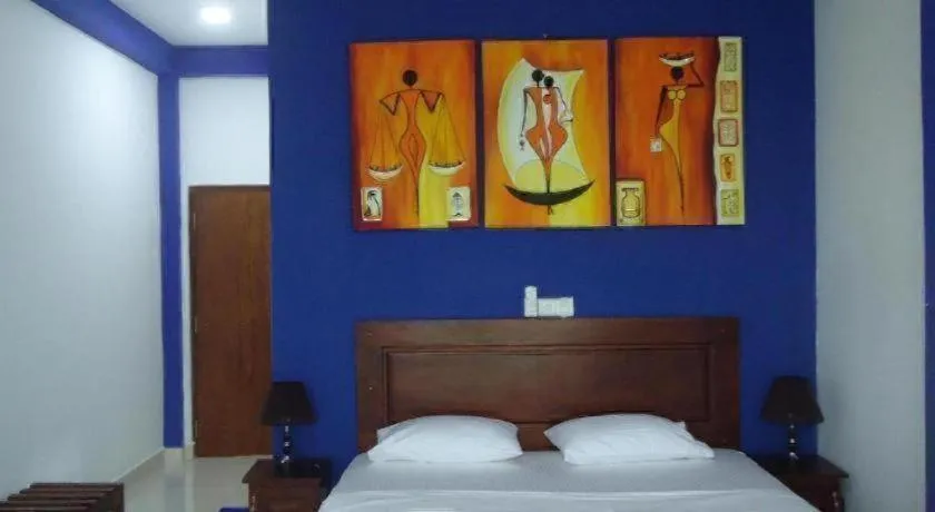 Bed in Bridge Hotel Negombo