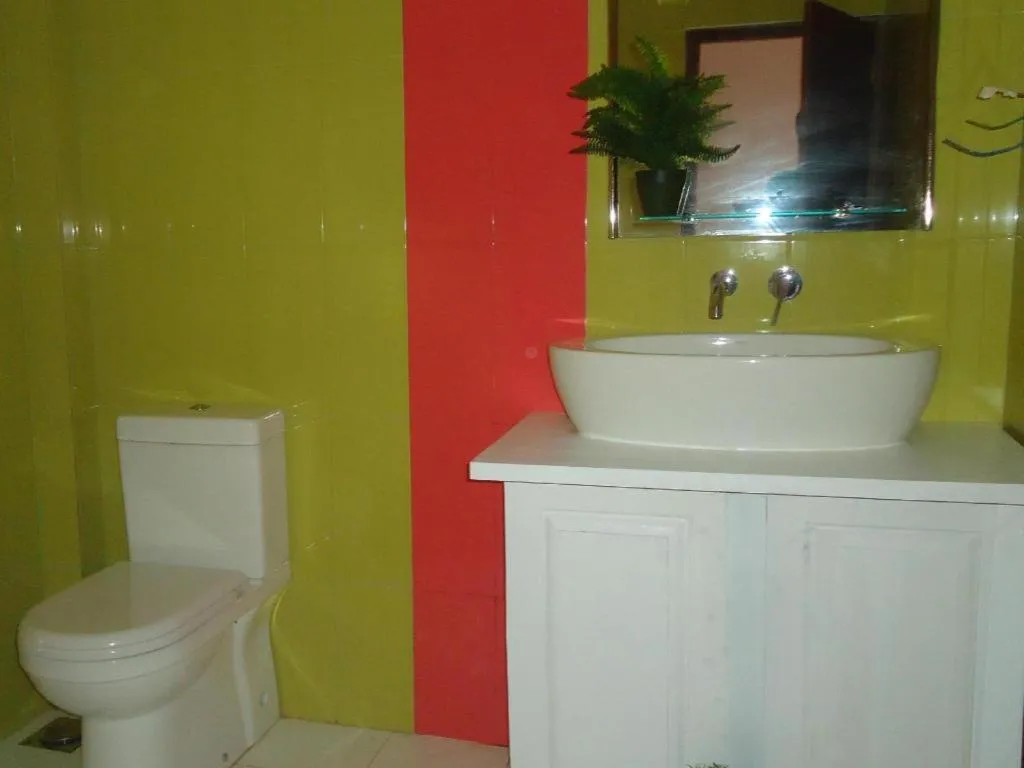 Bridge Hotel Negombo