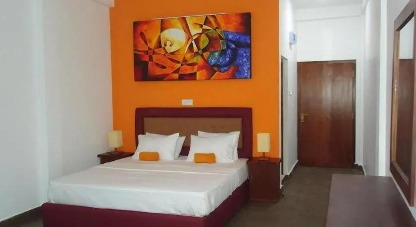 Bed in Bridge Hotel Negombo