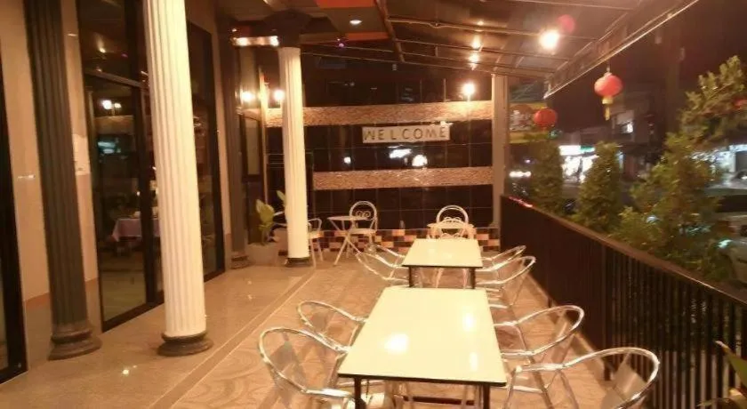 Waenpetch place Hotel