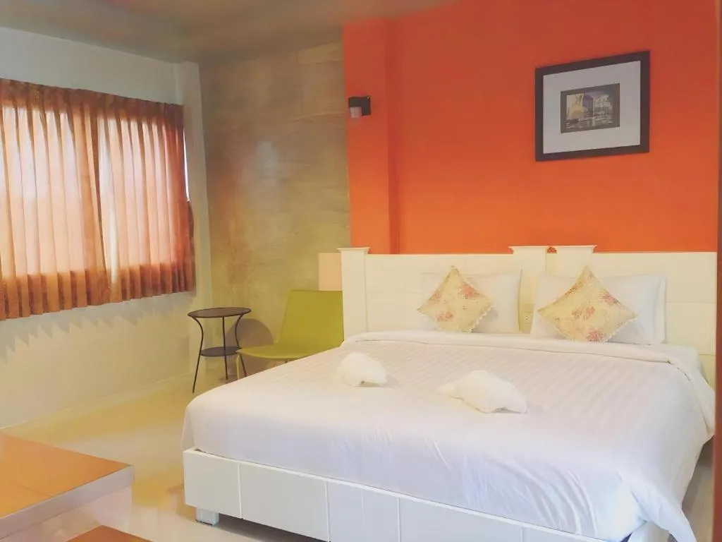 Bed in Waenpetch place Hotel