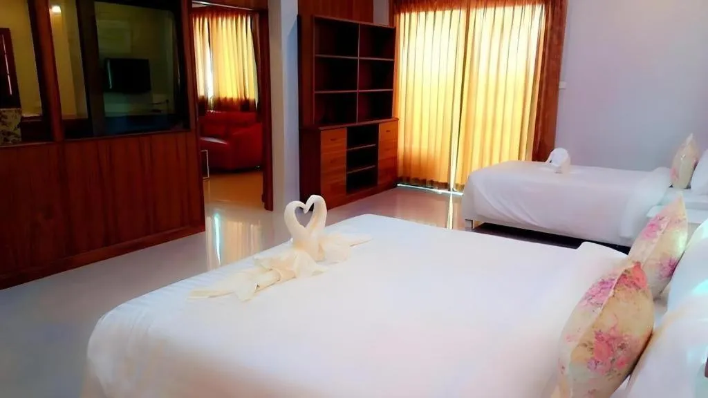 Bed in Waenpetch place Hotel