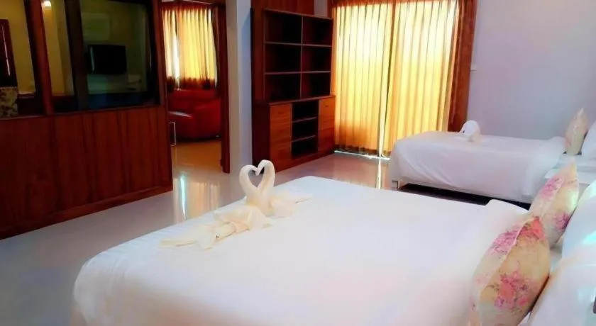 Bed in Waenpetch place Hotel