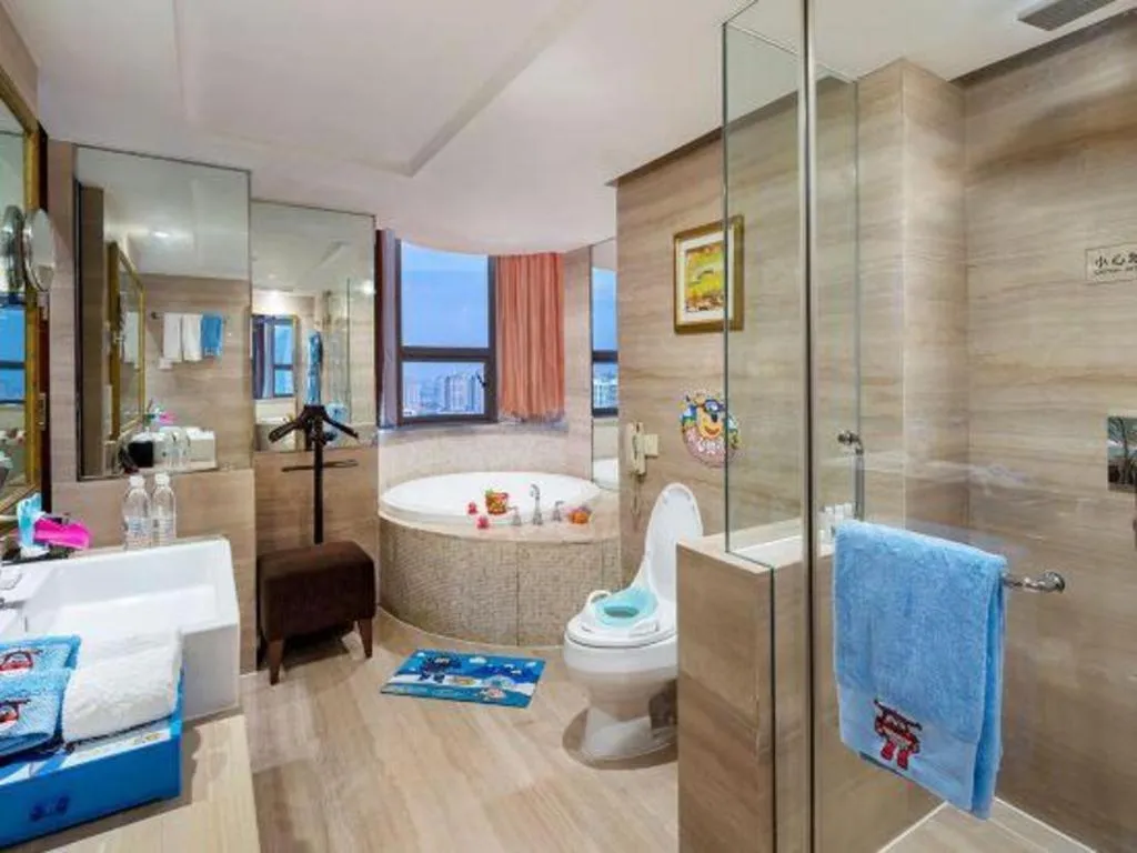 Bed in New Century Shaoxing Grand Hotel