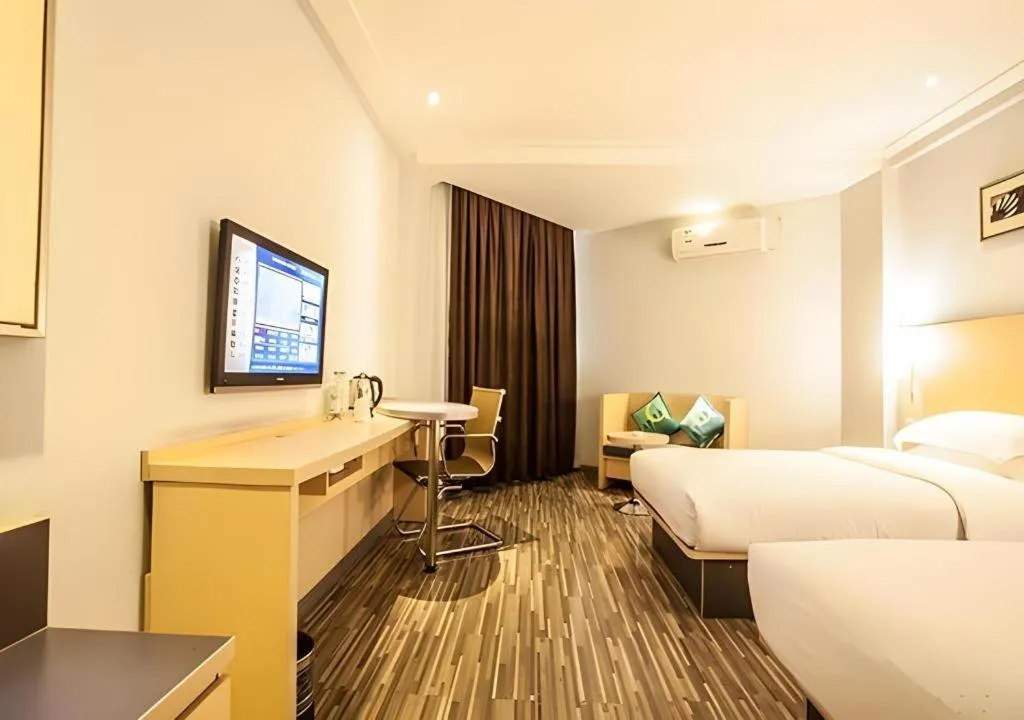 Bed in City Comfort Inn Liuzhou Diwang North Station
