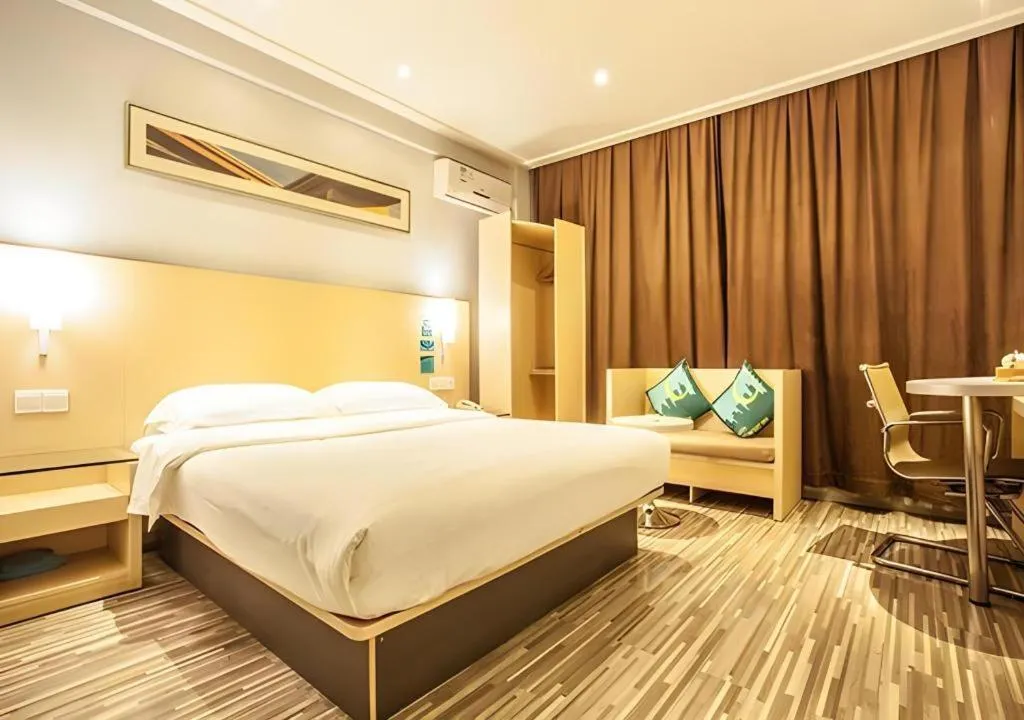 Bed in City Comfort Inn Liuzhou Diwang North Station