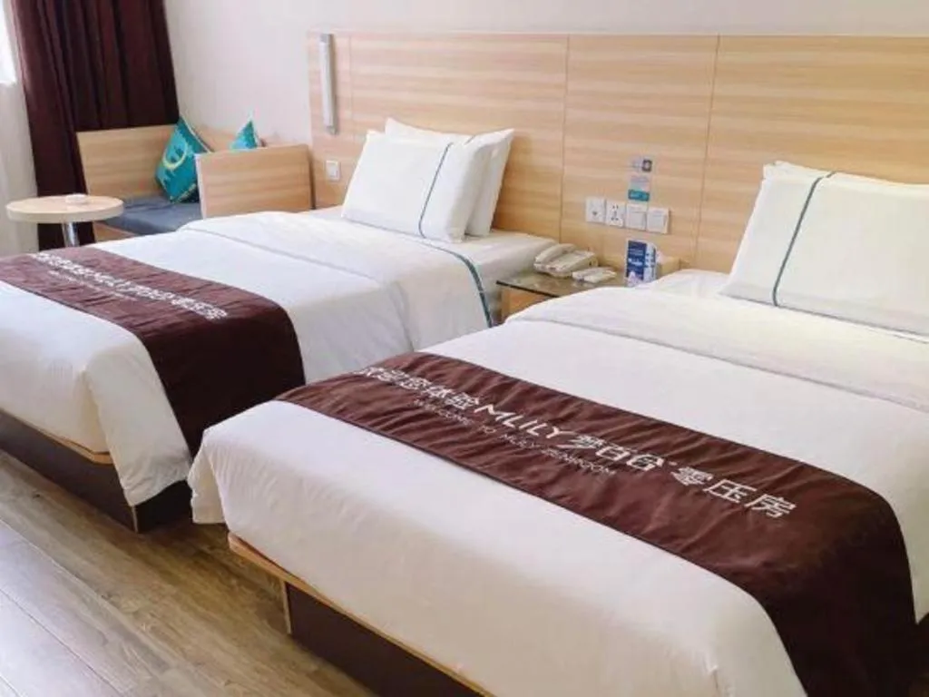 Bed in City Comfort Inn Ezhou Wenxing Avenue Central Hospital